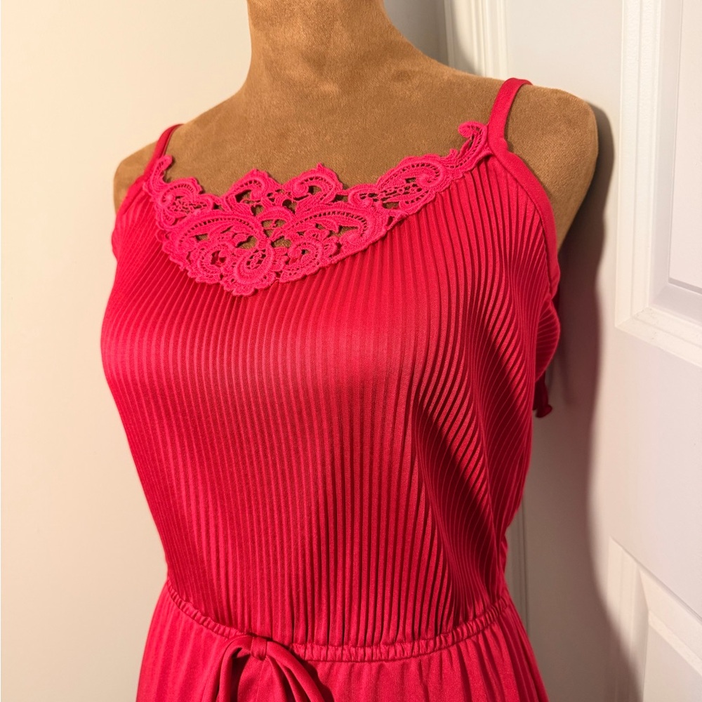 Union Made Vintage 60s-70s Vicky Vaughn Pink Lace Trim Pleated Jumpsuit